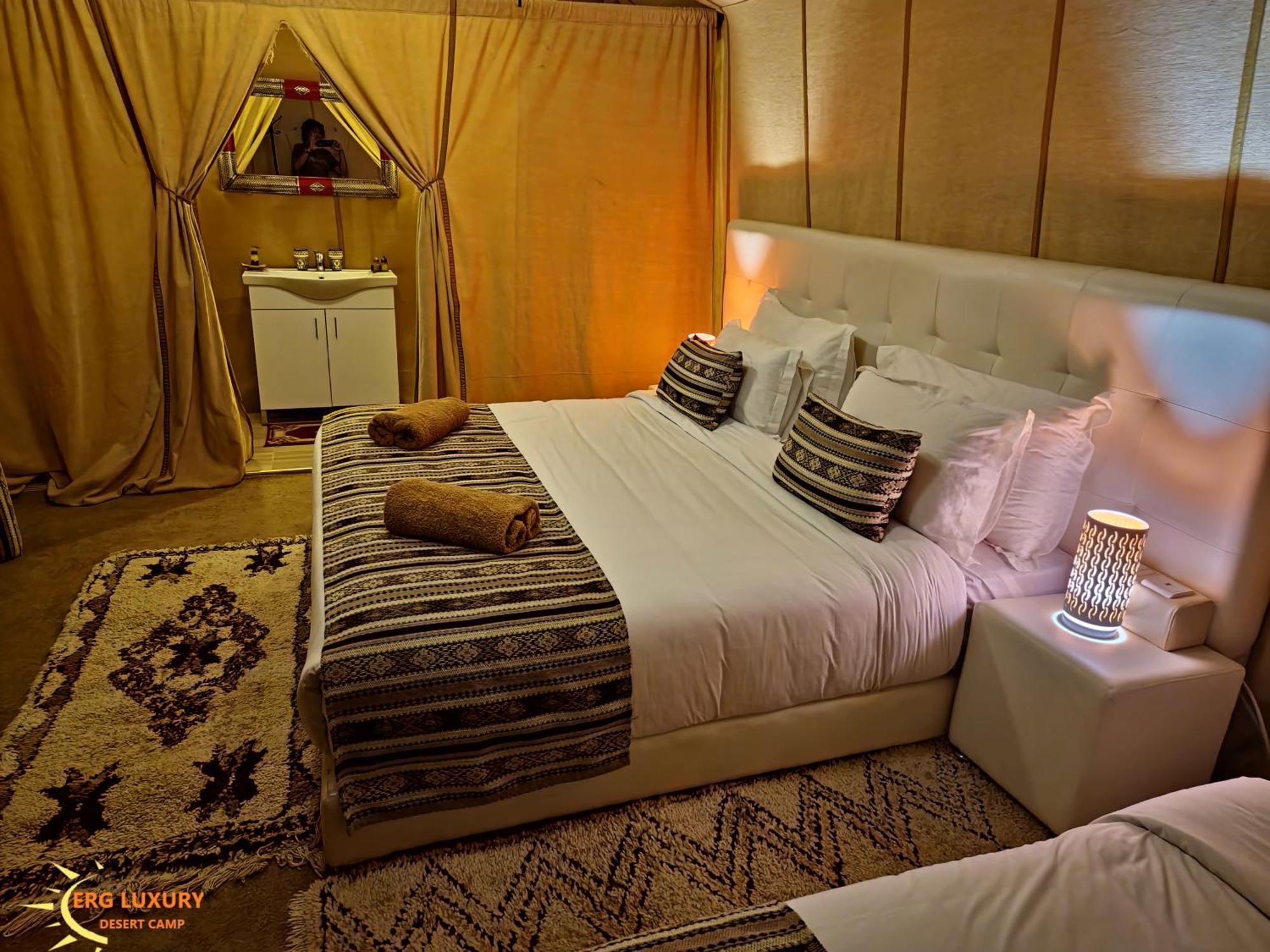 Dounia Luxury Camp Hotel เมอร์ซูกา ภายนอก รูปภาพ